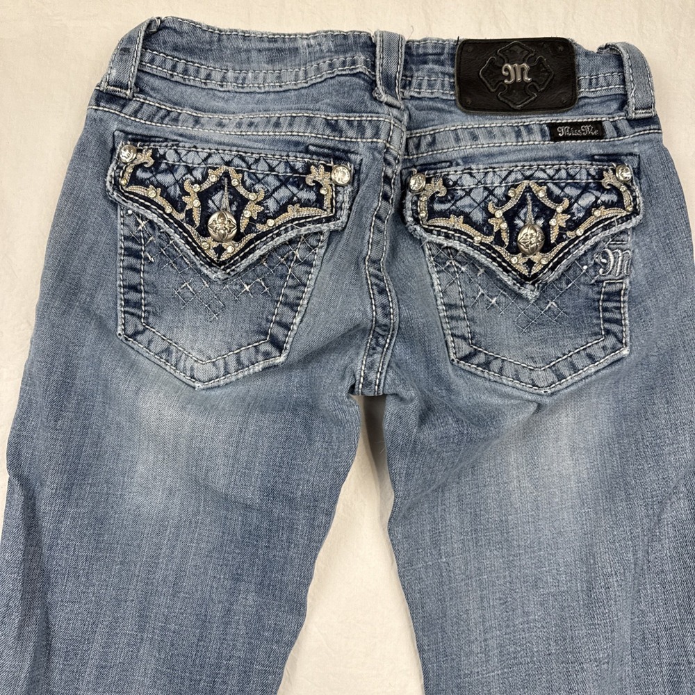 Miss Me JEANS WOMENS 26/27 BOOT EMBROIDERED RHINESTONES THICK STITCH WHISKERING
